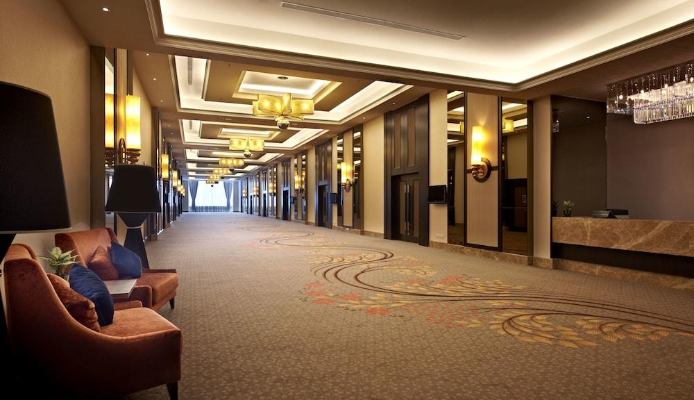 Hatten Hotel Melaka Экстерьер фото The lobby of the hotel