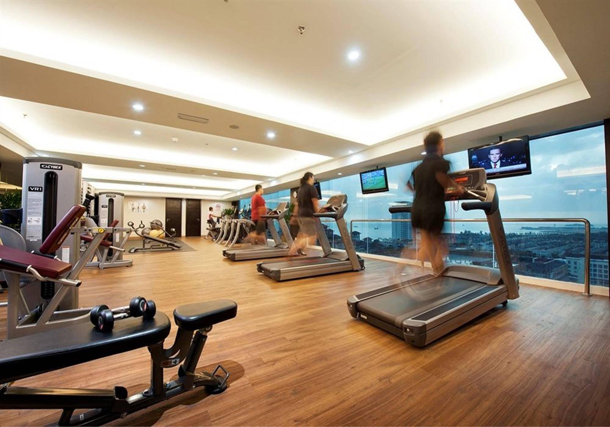 Hatten Hotel Melaka Экстерьер фото The gym at the 39th floor
